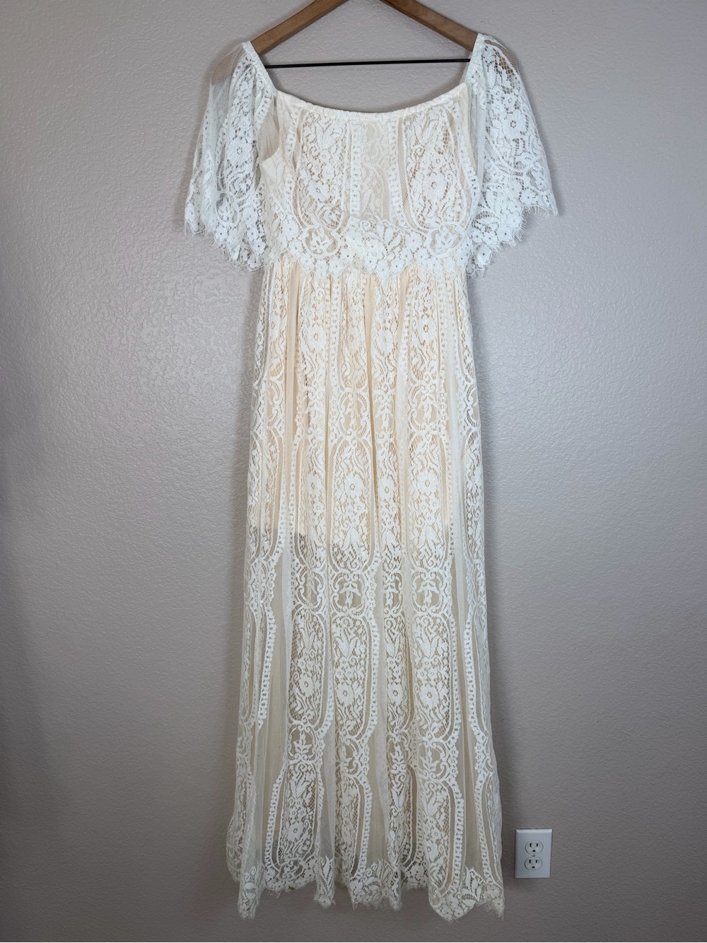 Baltic Born Caroline Cream Ivory Lace Off The Shoulder Maxi Dress Small $98 - Picture 6 of 16
